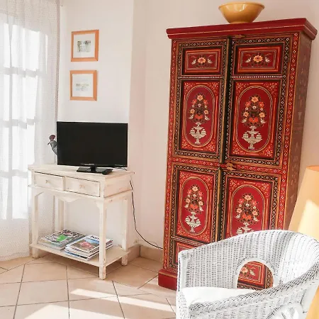 Holiday Home Les Parcs de Gassin-4 Hébergement de vacances *
