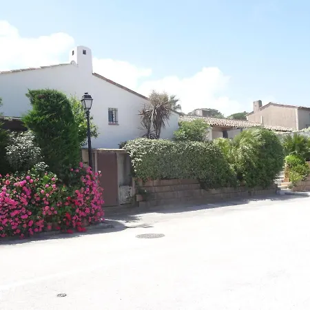 Holiday Home Les Parcs de Gassin-4