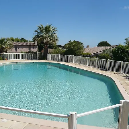 Holiday Home Les Parcs de Gassin-4 * Saint-Tropez