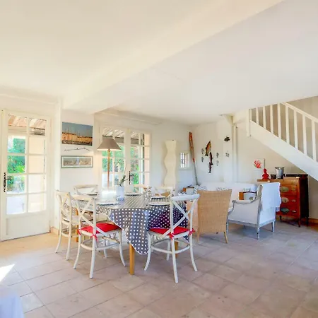 Hébergement de vacances Holiday Home Les Parcs de Gassin-4 *
